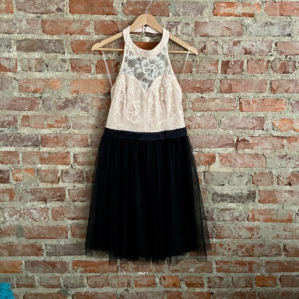 NWOT Tulle and lace halter dress